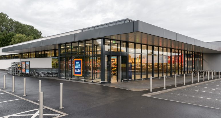 Aldi Nuneaton. 
Credit: Simon Hadley Photography